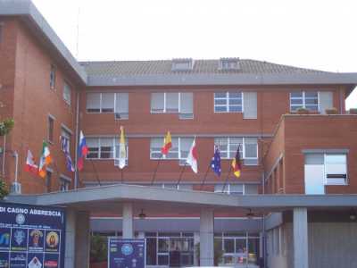 L'esterno del teatro Di Cagno